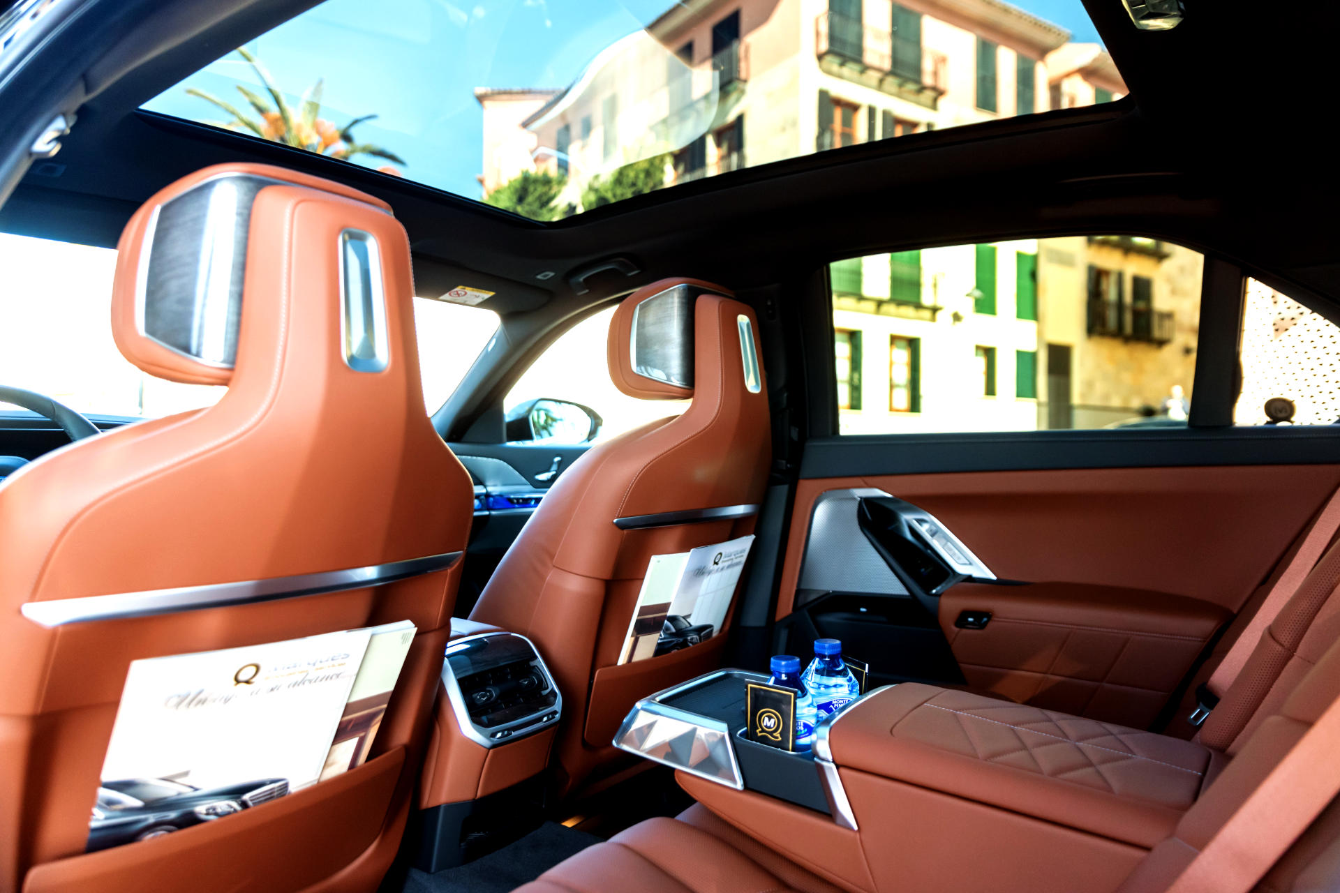 Autos Marques Limousines Mallorca ofrece Traslados VIP en coches premium como el Mercedes Clase S